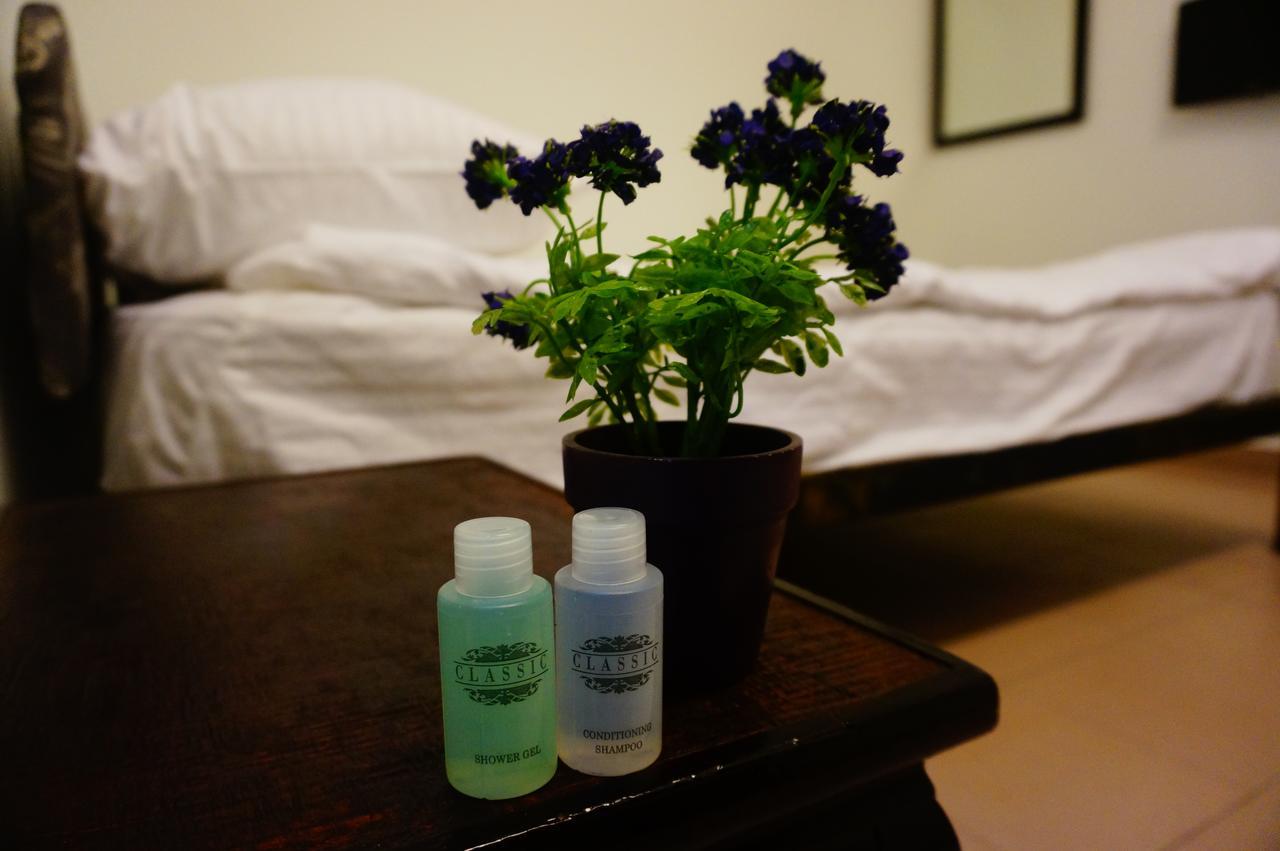 G99 Hotel George Town Buitenkant foto