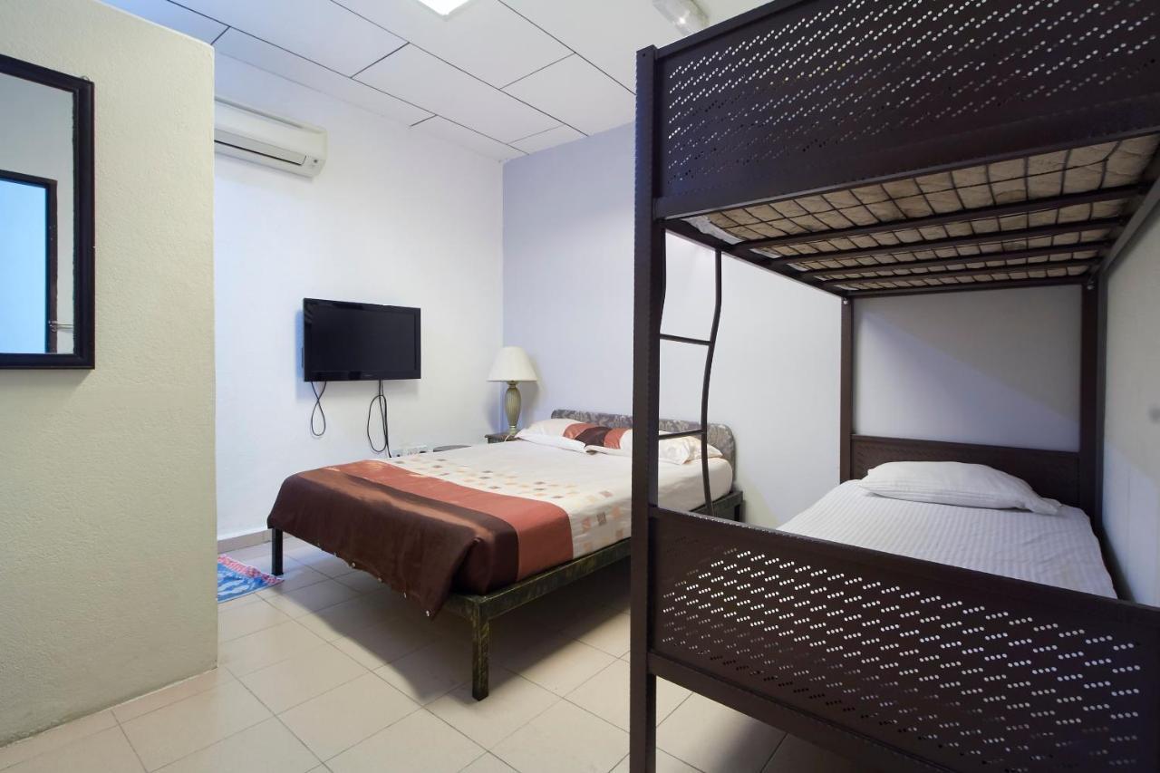 G99 Hotel George Town Buitenkant foto