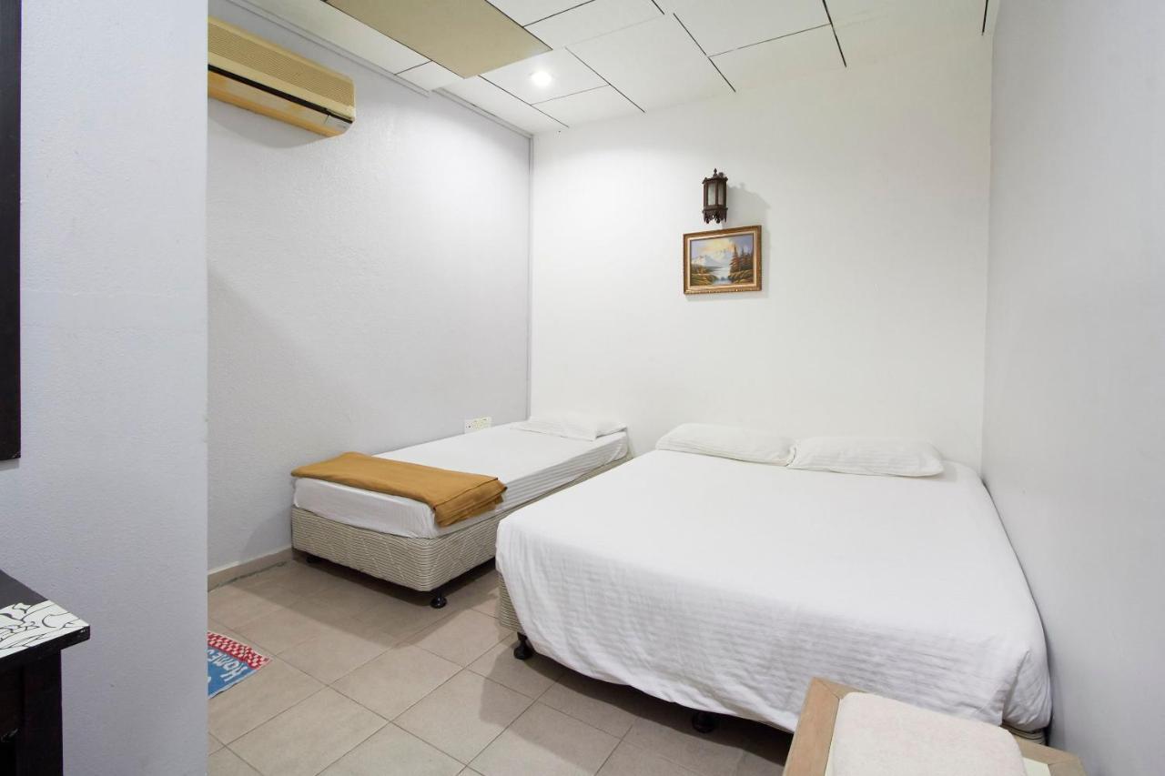 G99 Hotel George Town Buitenkant foto